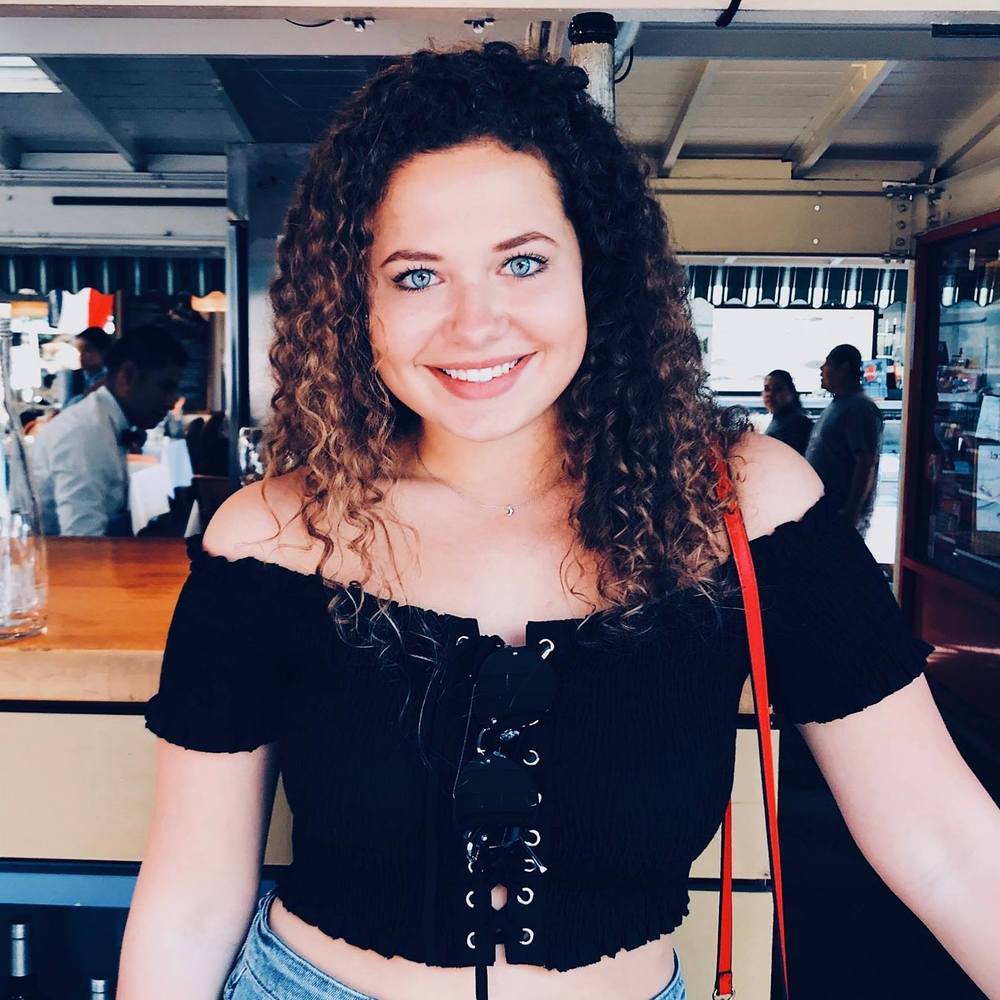 Meet your Posher, Erica